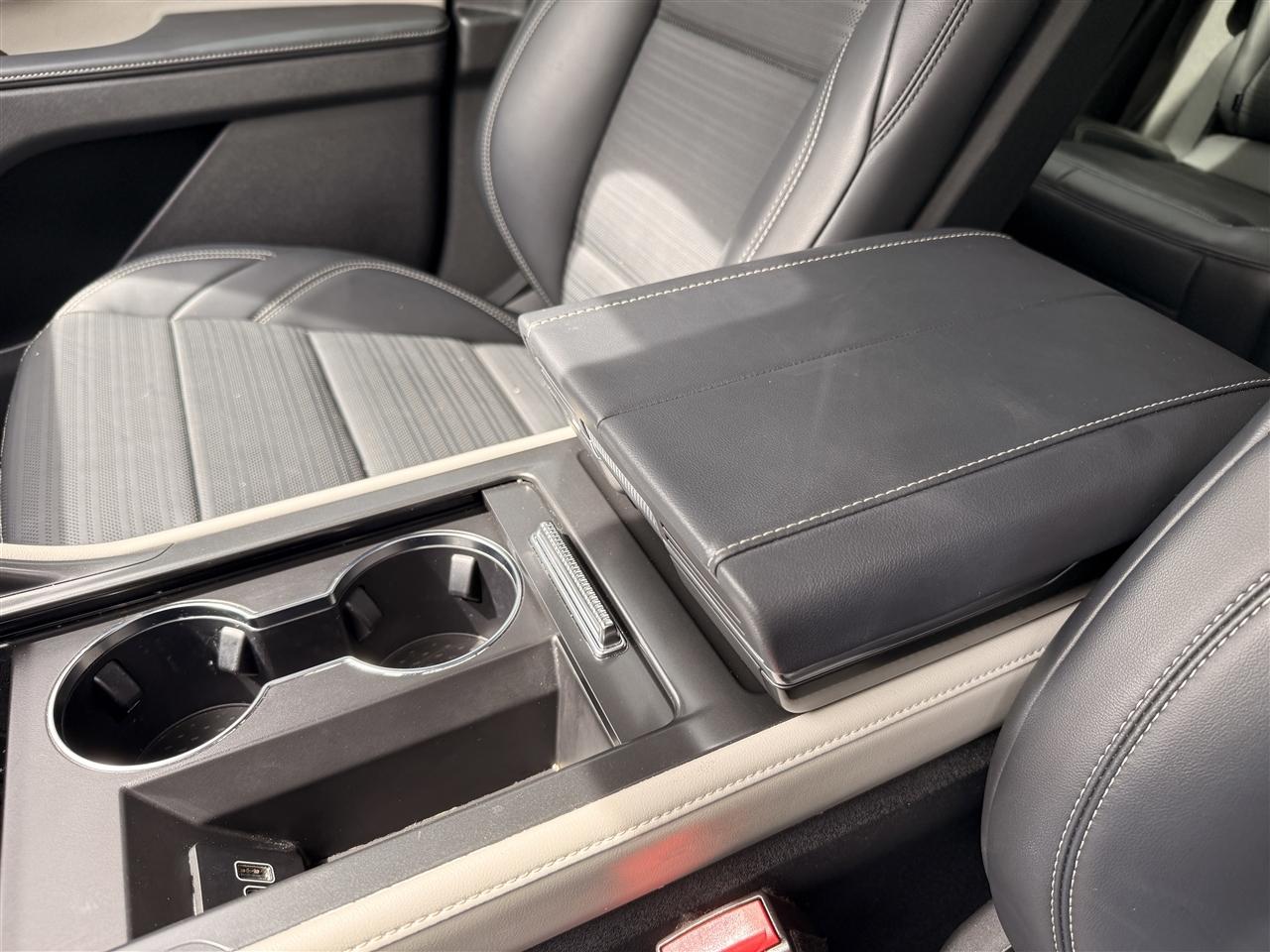 Lincoln Nautilus Reserve AWD 2025