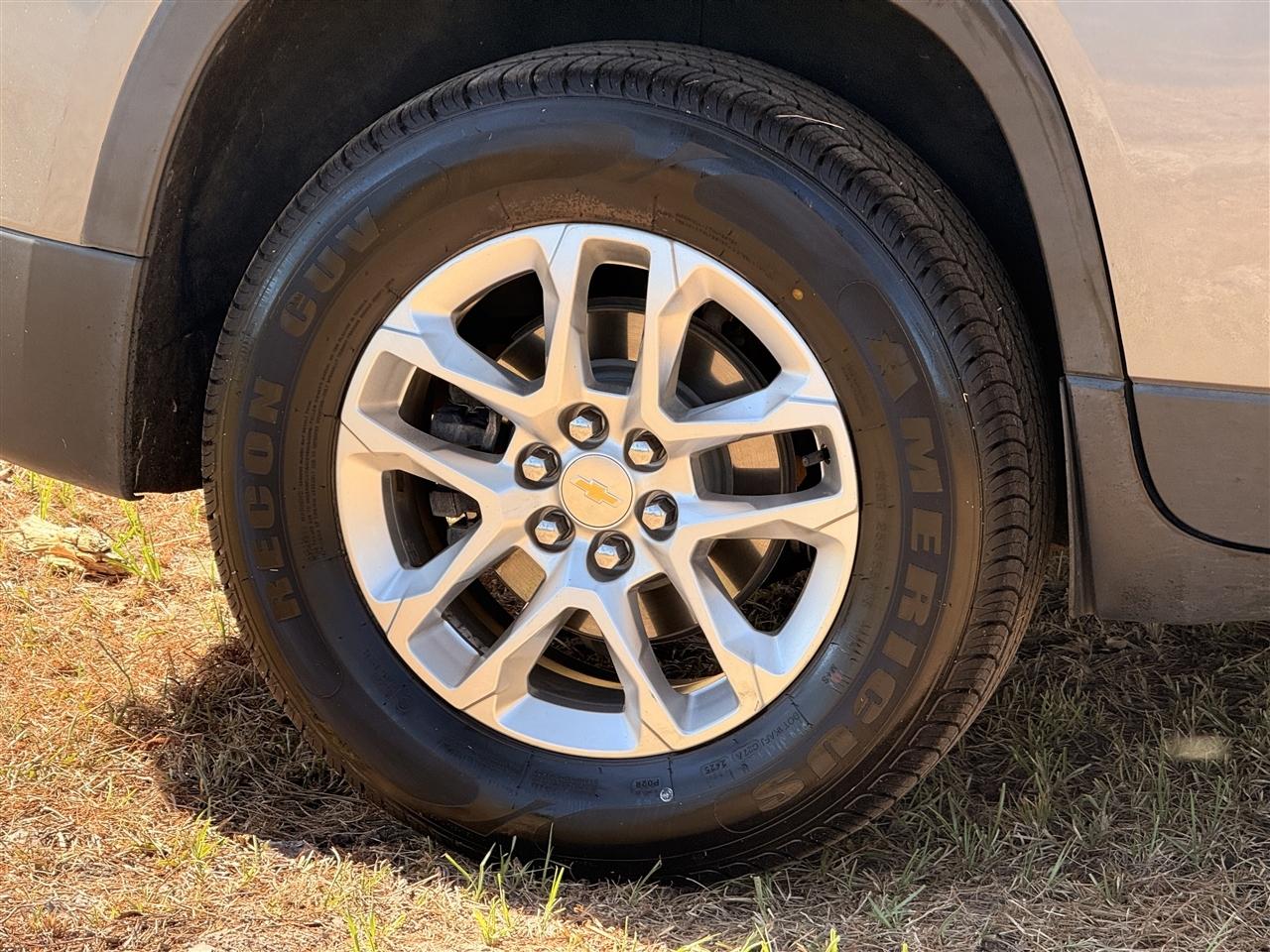 Chevrolet Traverse FWD 4dr LT Cloth w/1LT 2019