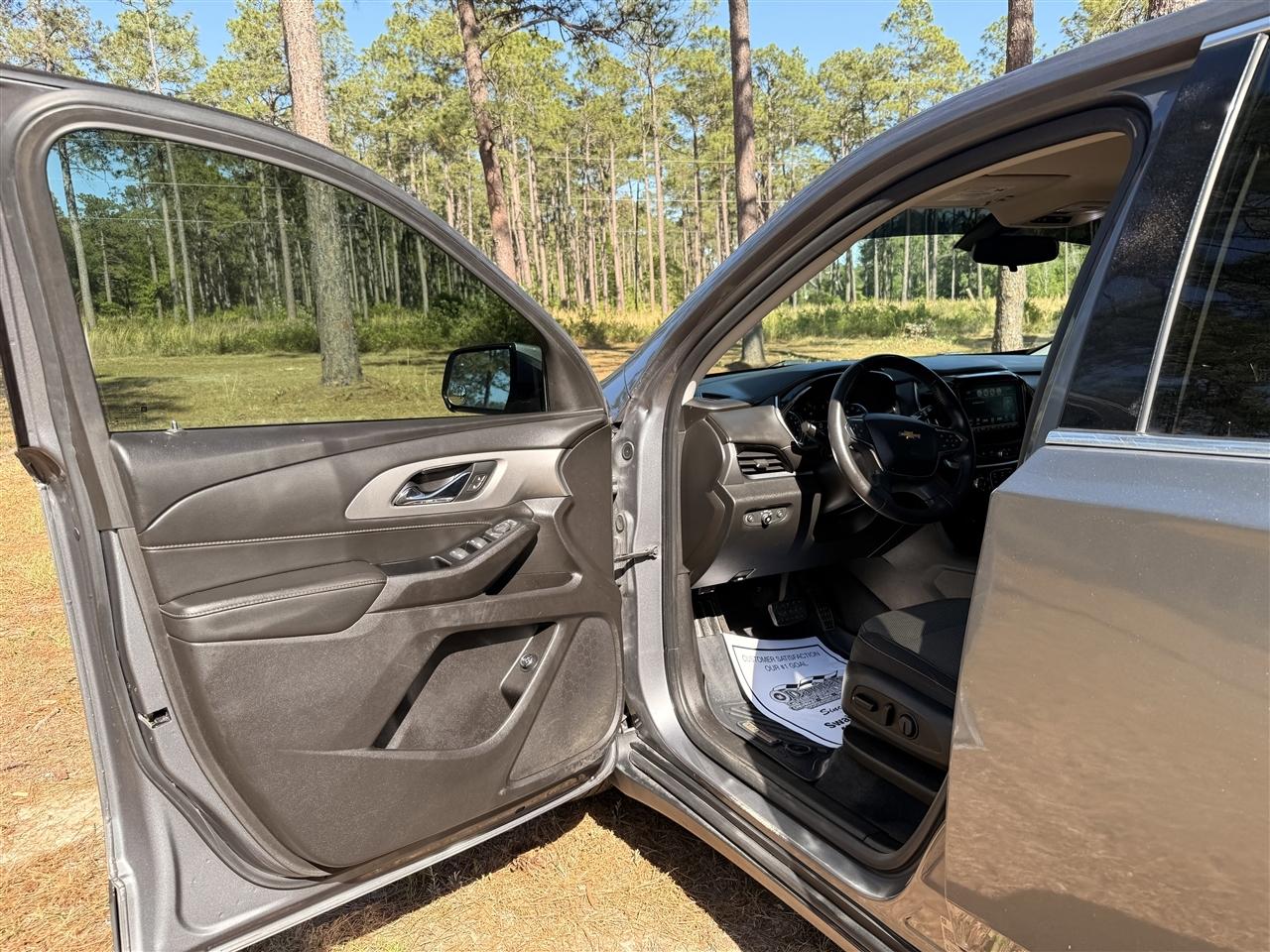 Chevrolet Traverse FWD 4dr LT Cloth w/1LT 2019