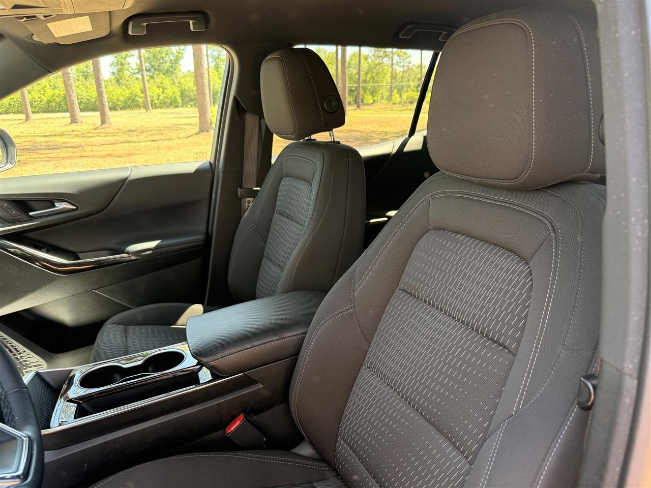 Chevrolet Equinox FWD 4dr LT w/1LT 2025
