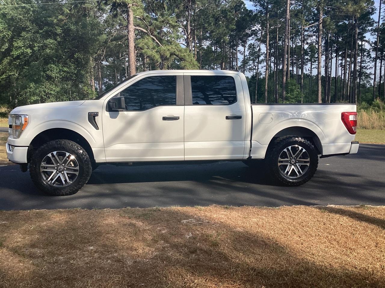 Ford F-150 Lariat 4WD SuperCrew 5.5' Box 2021