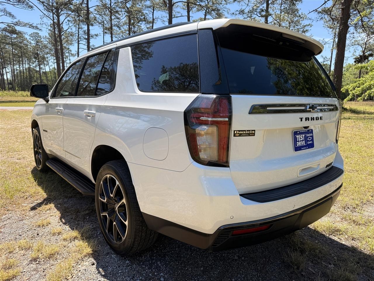 Chevrolet Tahoe 4WD 4dr RST 2021