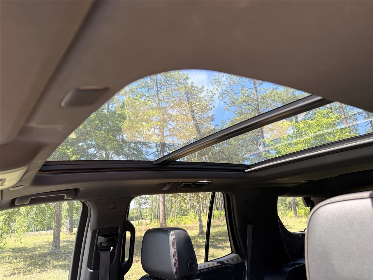 Chevrolet Tahoe 4WD 4dr RST 2021