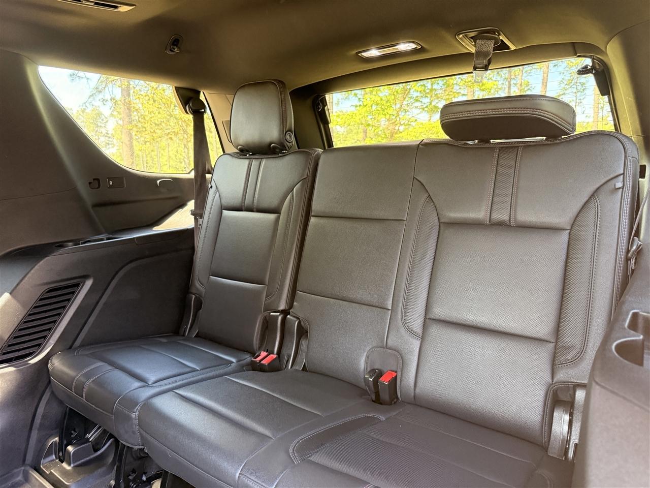 Chevrolet Tahoe 4WD 4dr RST 2021