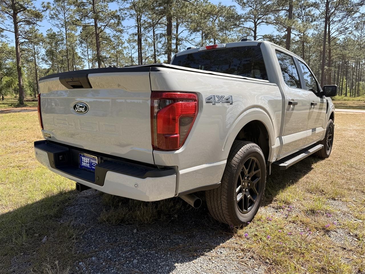 Ford F-150 STX 4WD SuperCrew 5.5' Box 2024