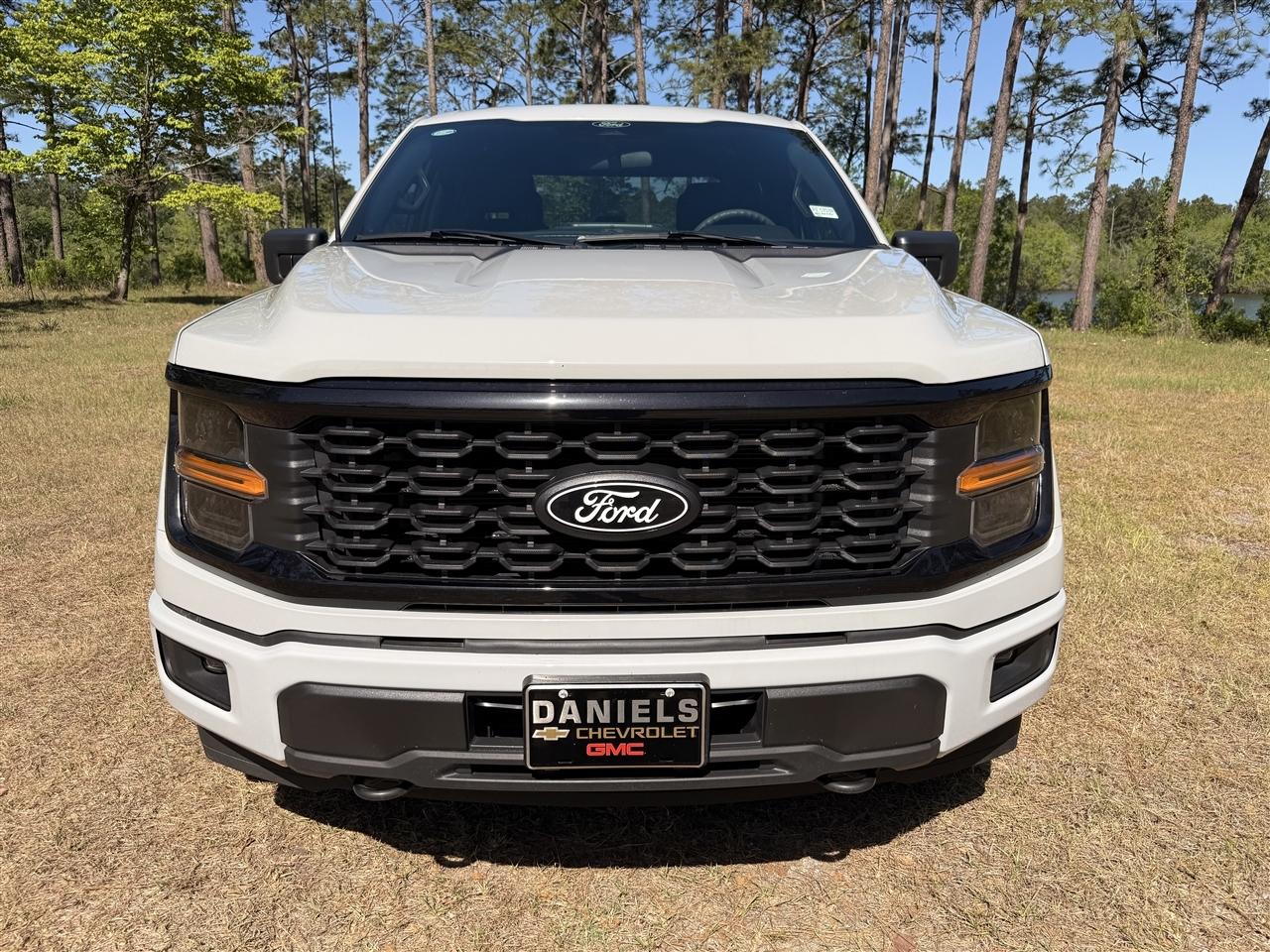 Ford F-150 STX 4WD SuperCrew 5.5' Box 2024