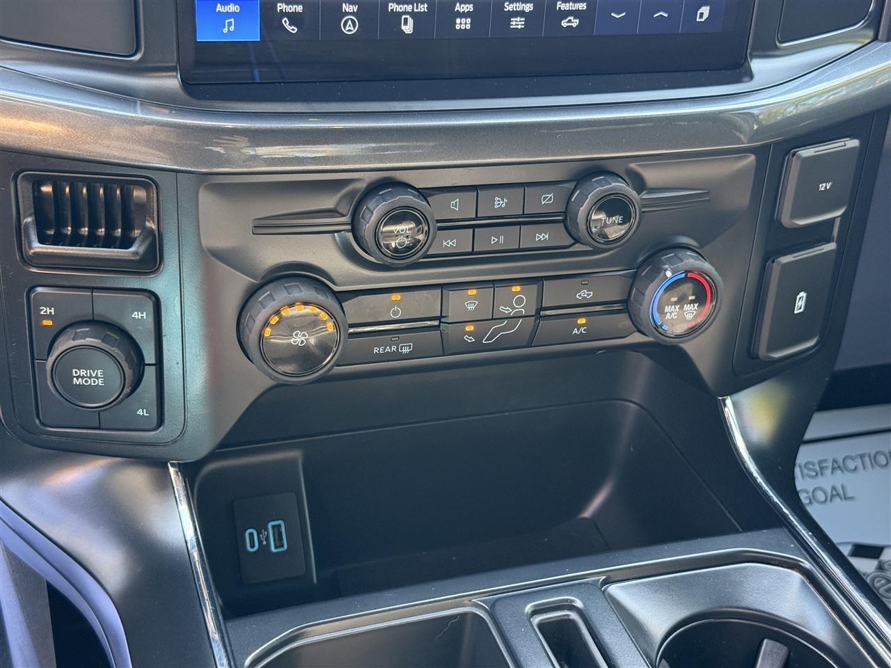 Ford F-150 STX 4WD SuperCrew 5.5' Box 2024