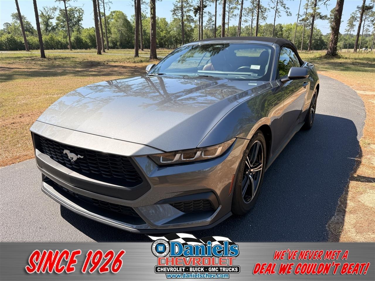 Ford Mustang EcoBoost Convertible 2024