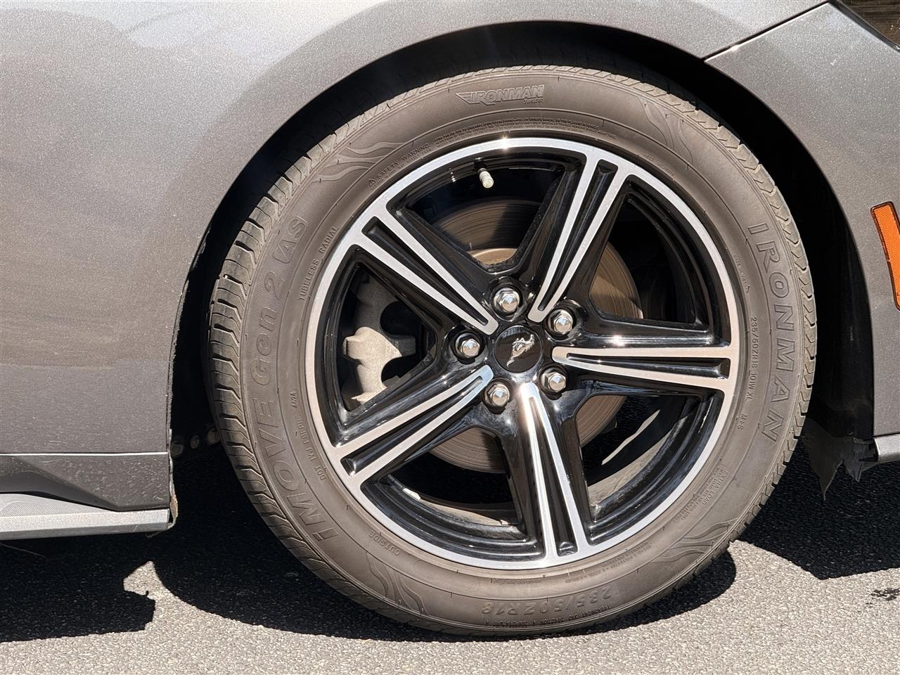 Ford Mustang EcoBoost Convertible 2024