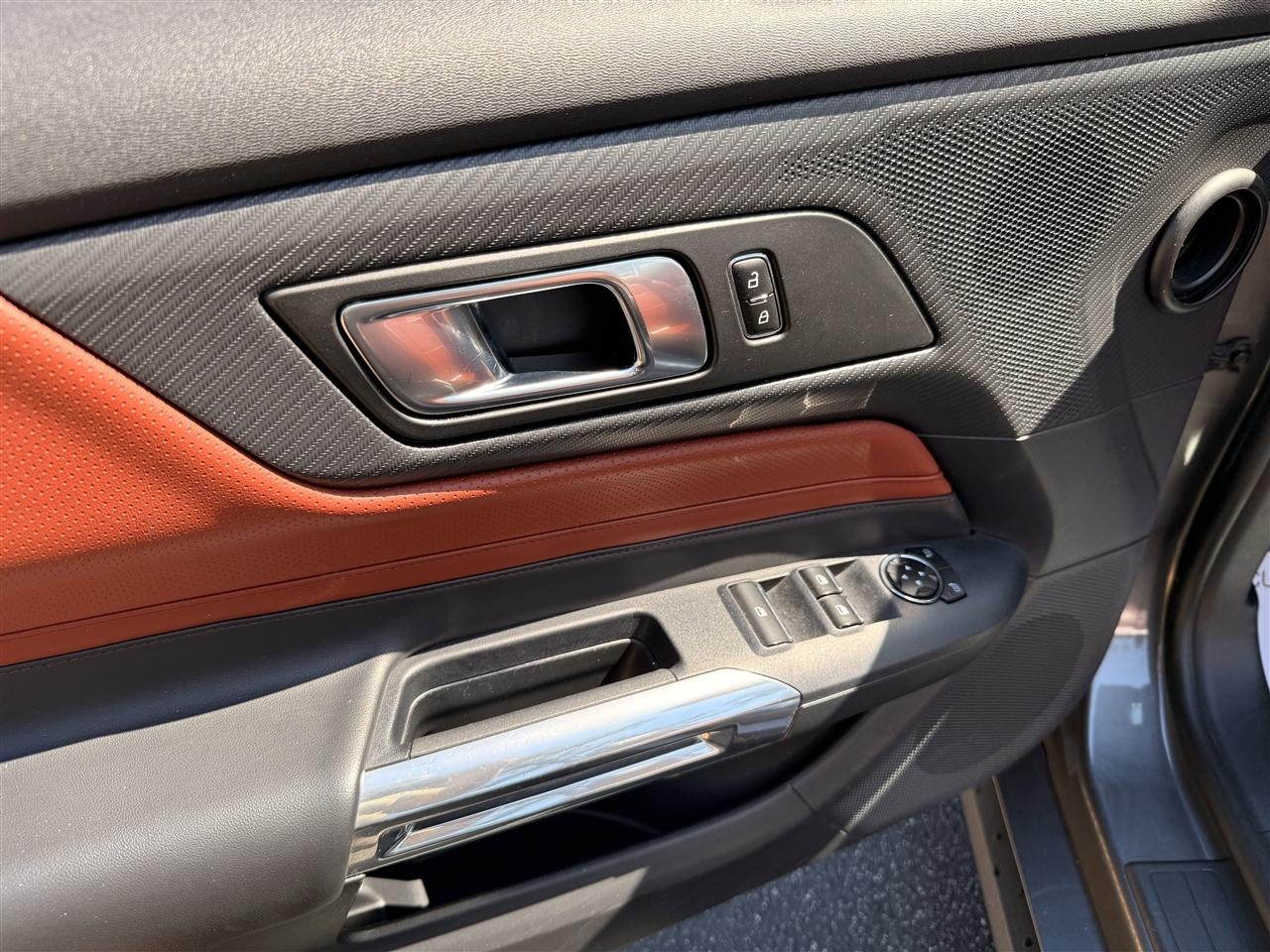 Ford Mustang EcoBoost Convertible 2024