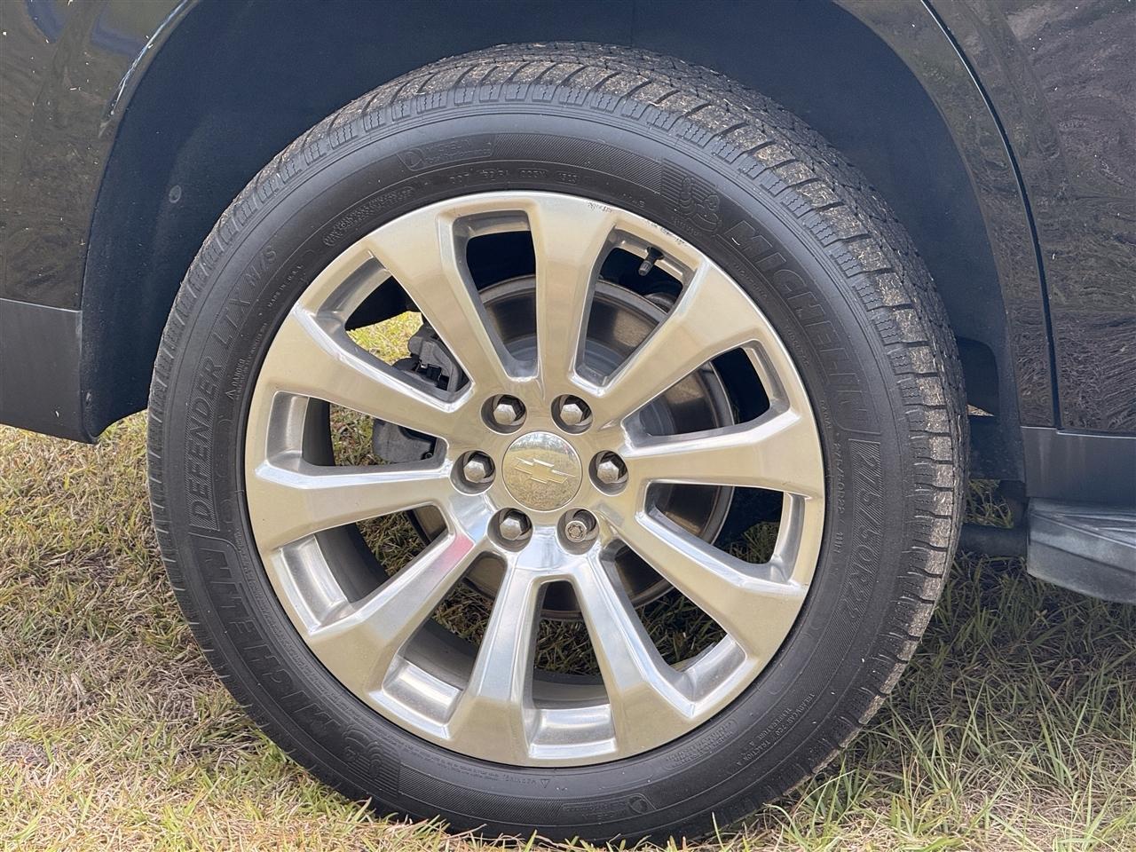 Chevrolet Tahoe 4WD 4dr Premier 2021