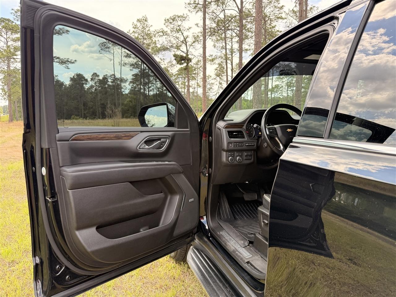 Chevrolet Tahoe 4WD 4dr Premier 2021