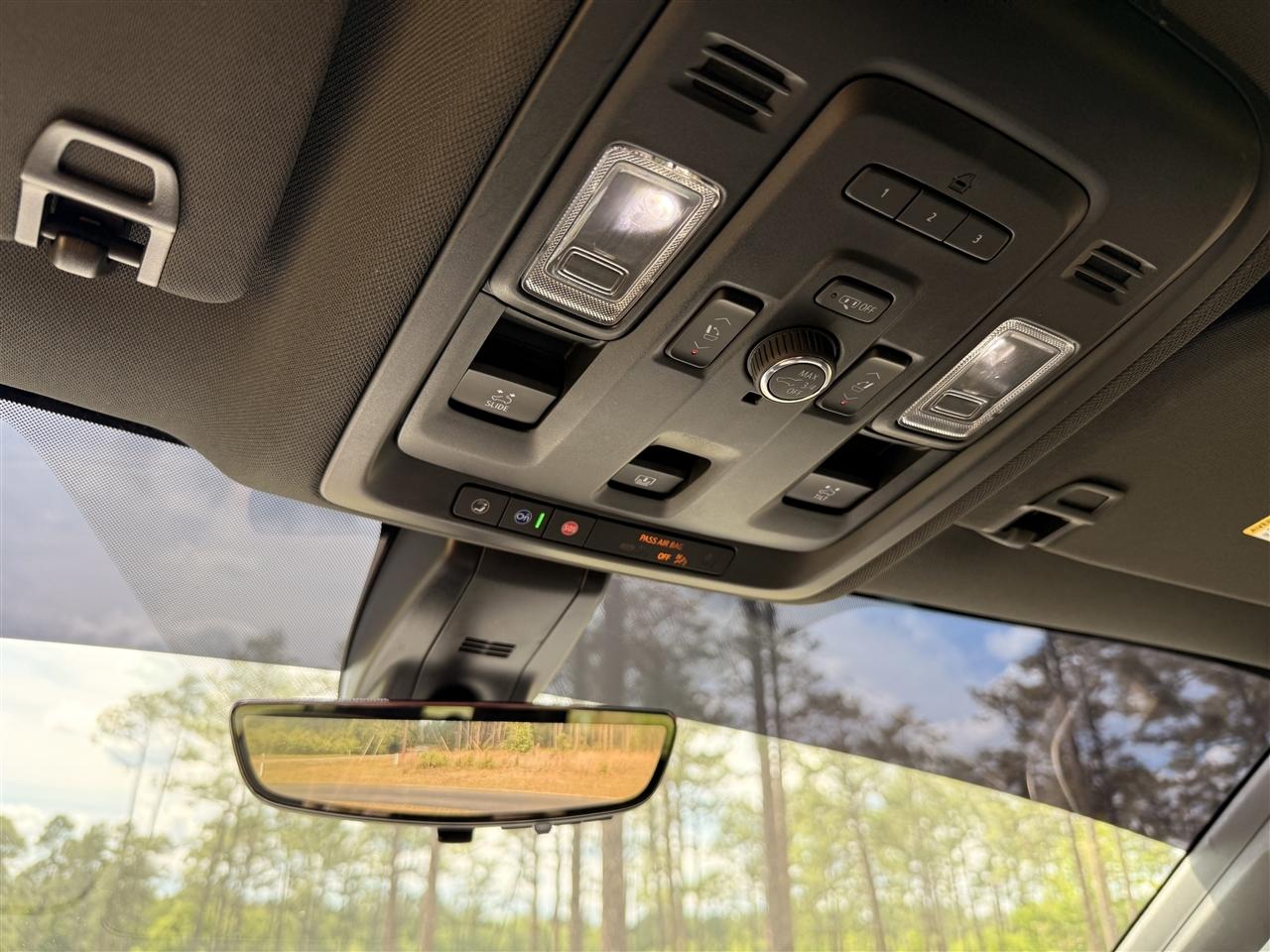 Chevrolet Tahoe 4WD 4dr Premier 2021