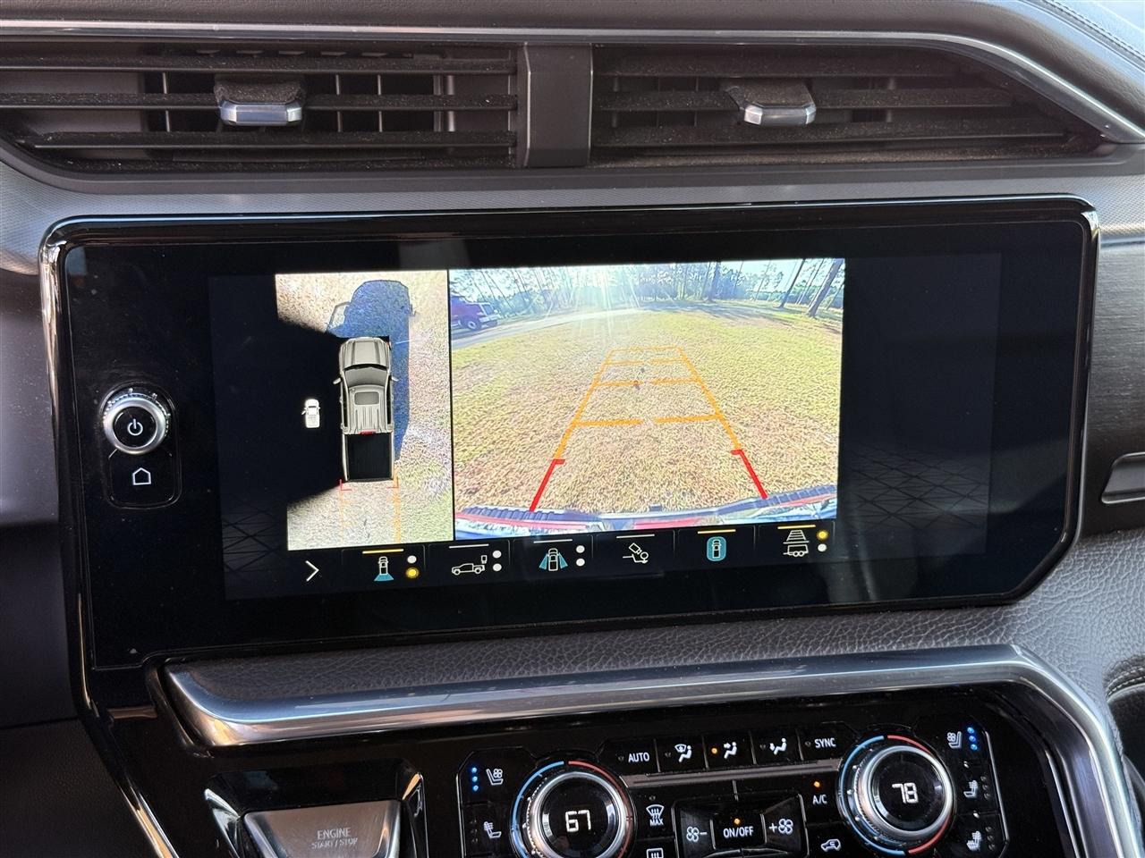 GMC Sierra 1500 4WD Crew Cab 147" Denali 2022
