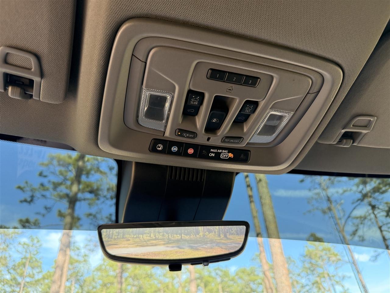 GMC Sierra 1500 4WD Crew Cab 147" Denali 2022