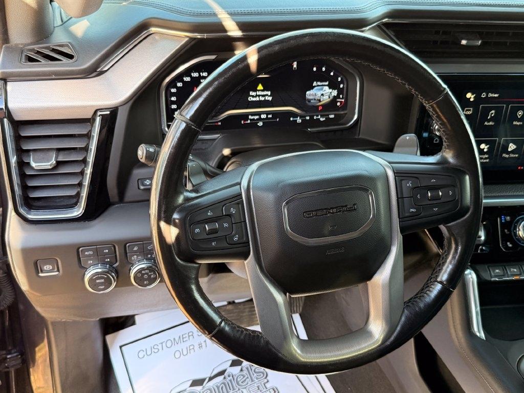 GMC Sierra 1500 4WD Crew Cab 147" Denali 2022