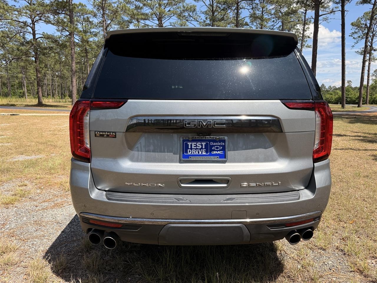 GMC Yukon XL 4WD 4dr Denali Ultimate 2024