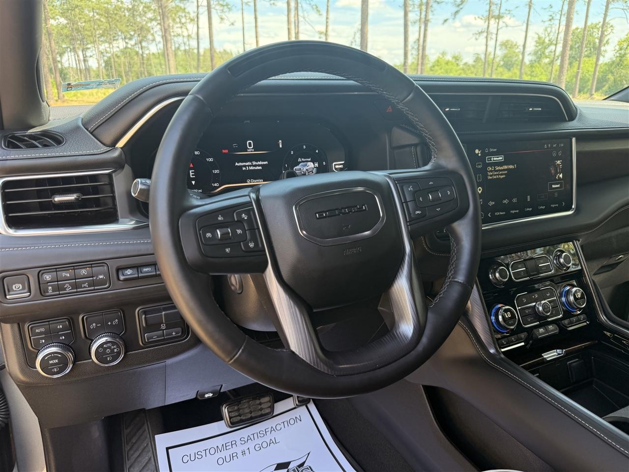GMC Yukon XL 4WD 4dr Denali Ultimate 2024