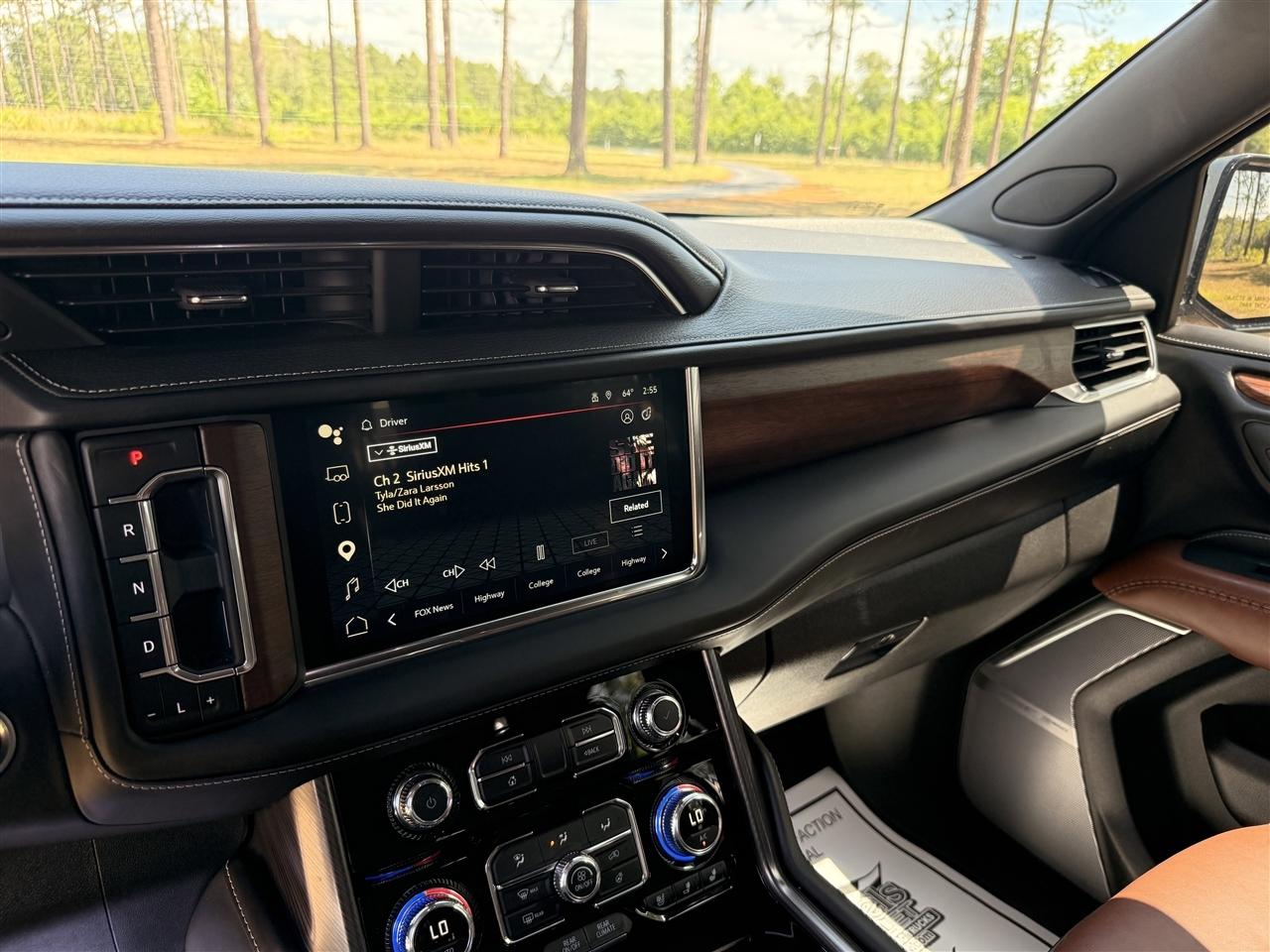 GMC Yukon XL 4WD 4dr Denali Ultimate 2024