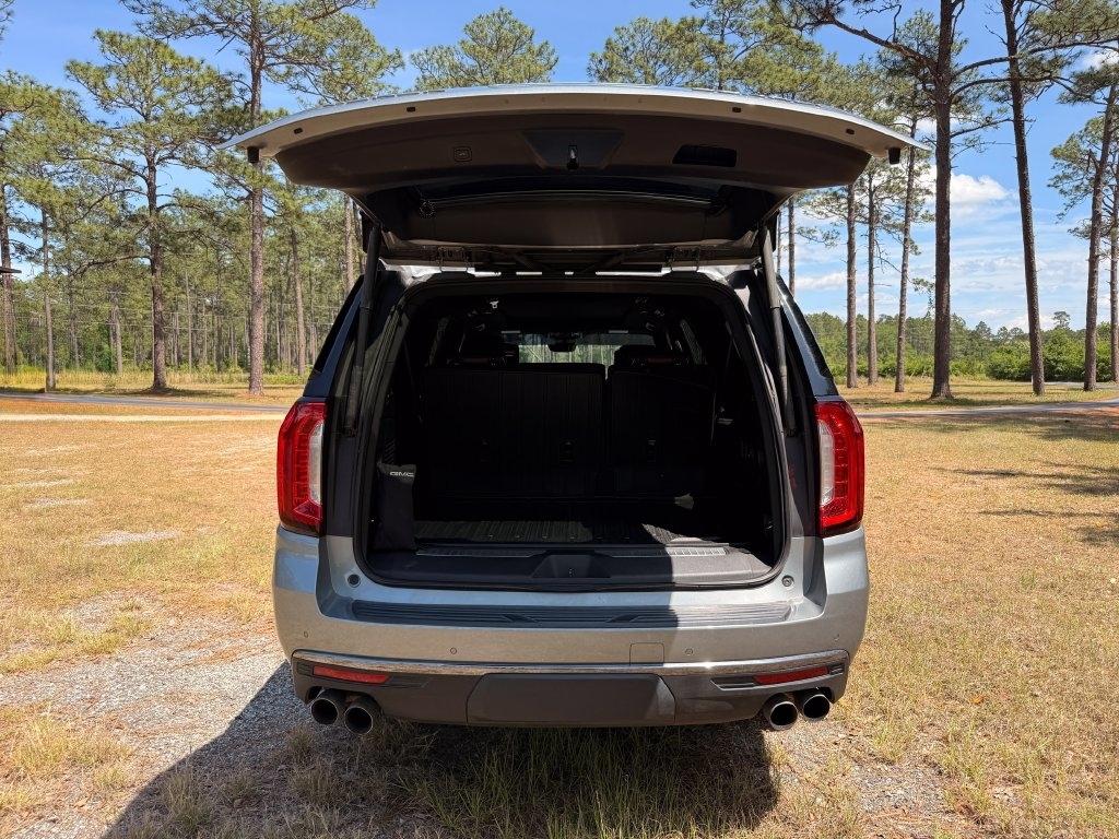 GMC Yukon XL 4WD 4dr Denali Ultimate 2024