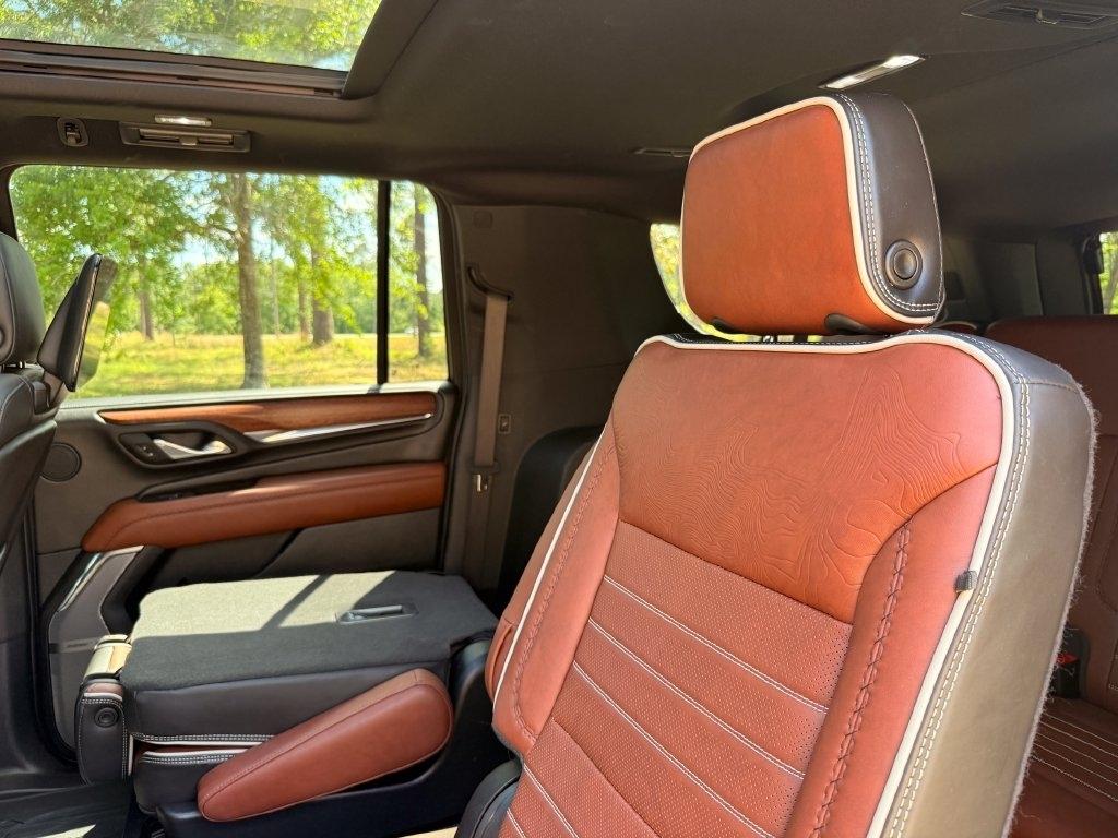 GMC Yukon XL 4WD 4dr Denali Ultimate 2024
