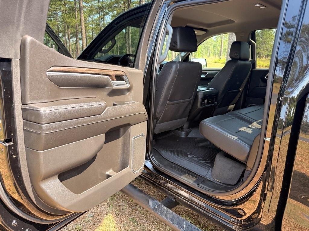 Chevrolet Silverado 1500 4WD Crew Cab 147" RST 2023