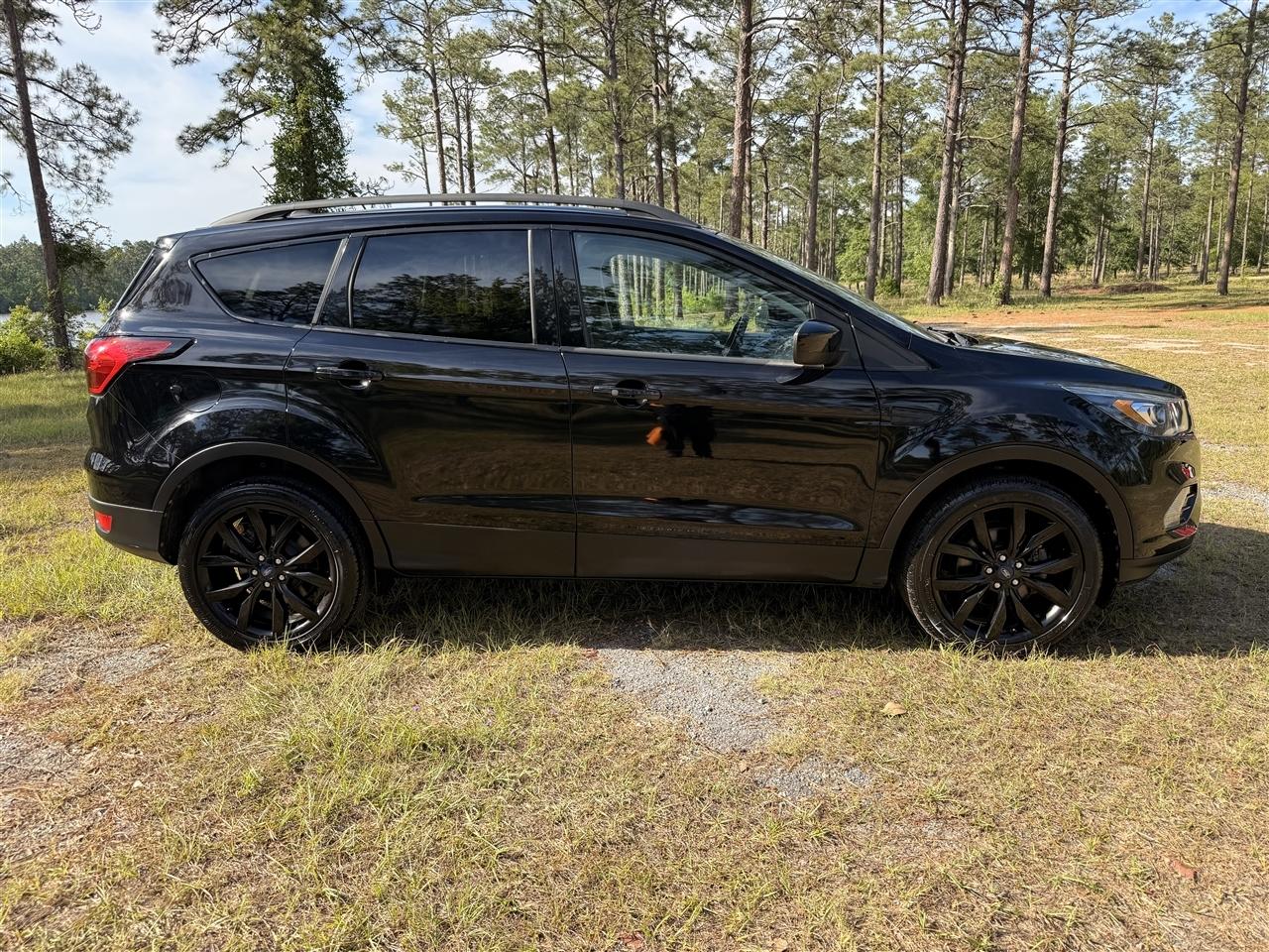 Ford Escape SE FWD 2019