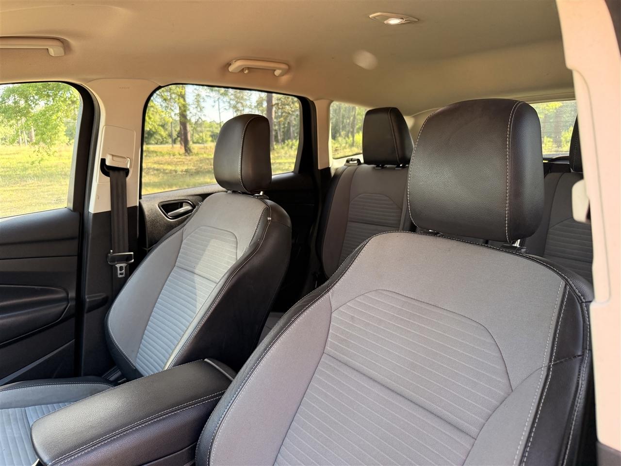 Ford Escape SE FWD 2019