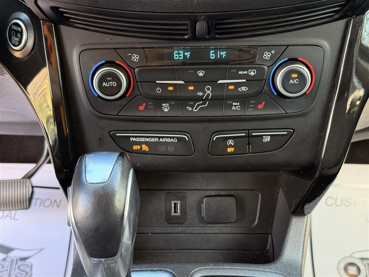 Ford Escape SE FWD 2019