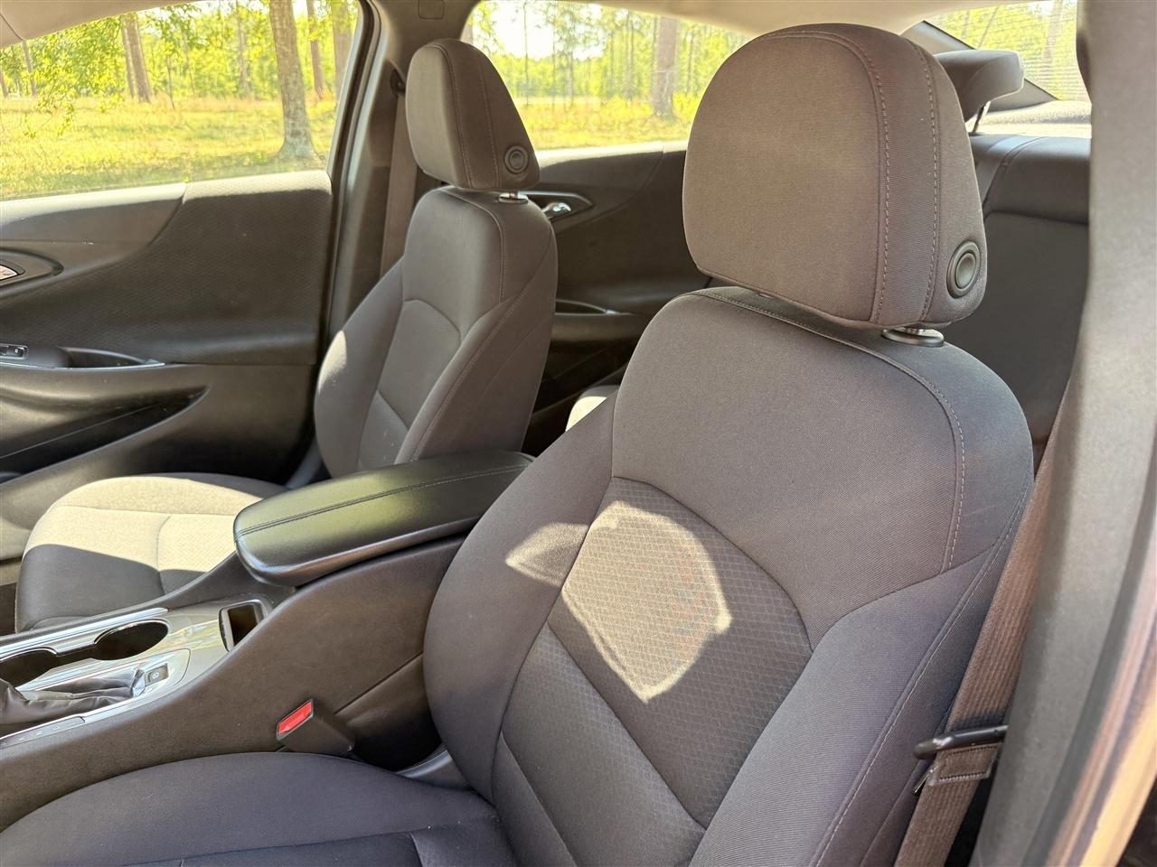 Chevrolet Malibu 4dr Sdn LT 2022