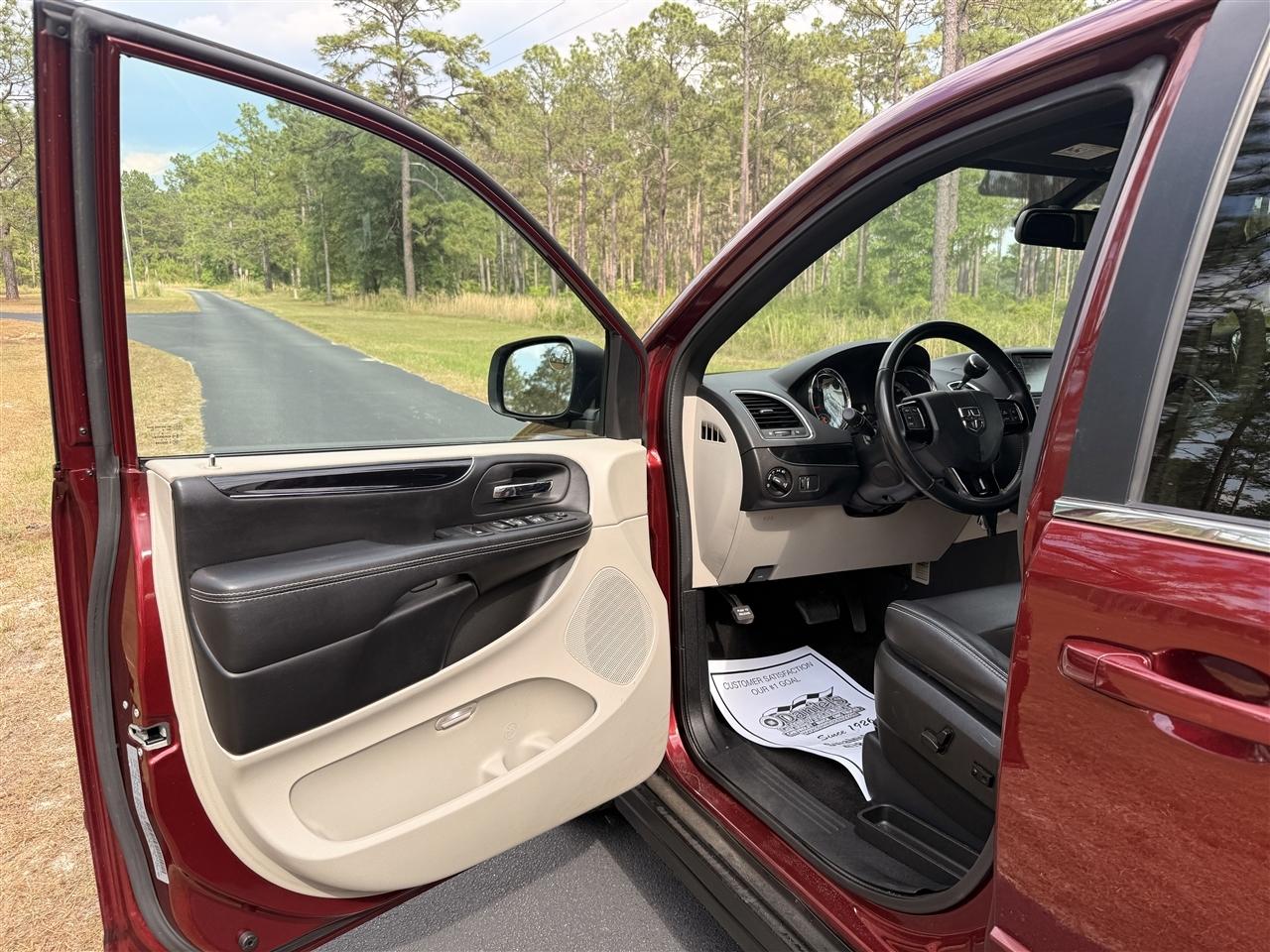 Dodge Grand Caravan SXT Wagon 2019