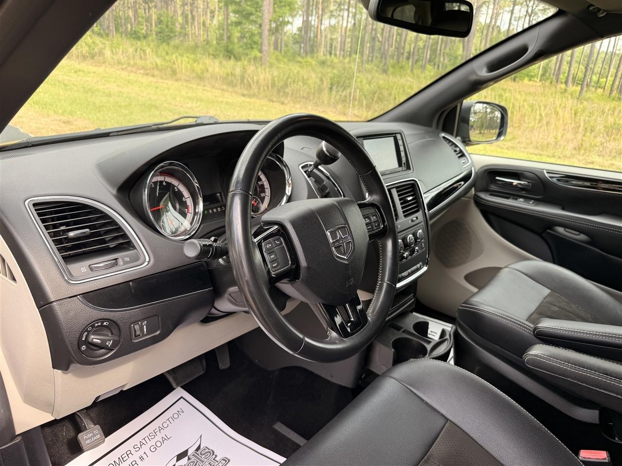 Dodge Grand Caravan SXT Wagon 2019