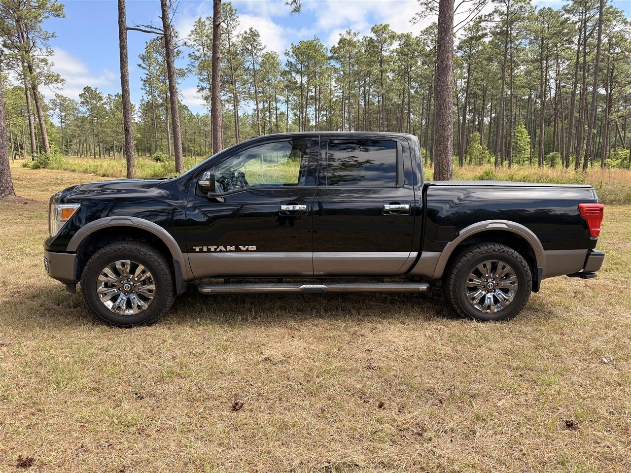 Nissan Titan 4x4 Crew Cab Platinum Reserve 2018