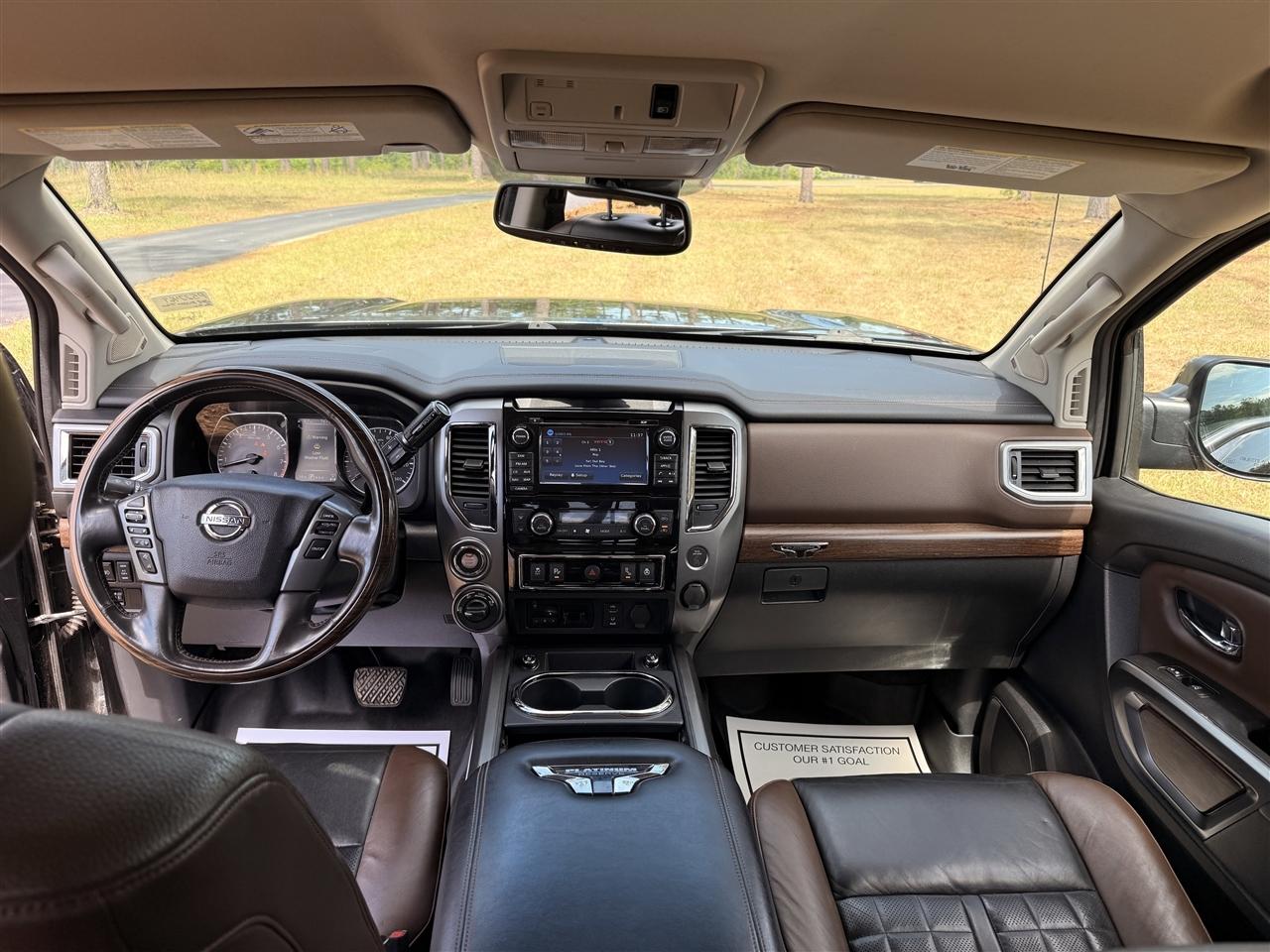 Nissan Titan 4x4 Crew Cab Platinum Reserve 2018