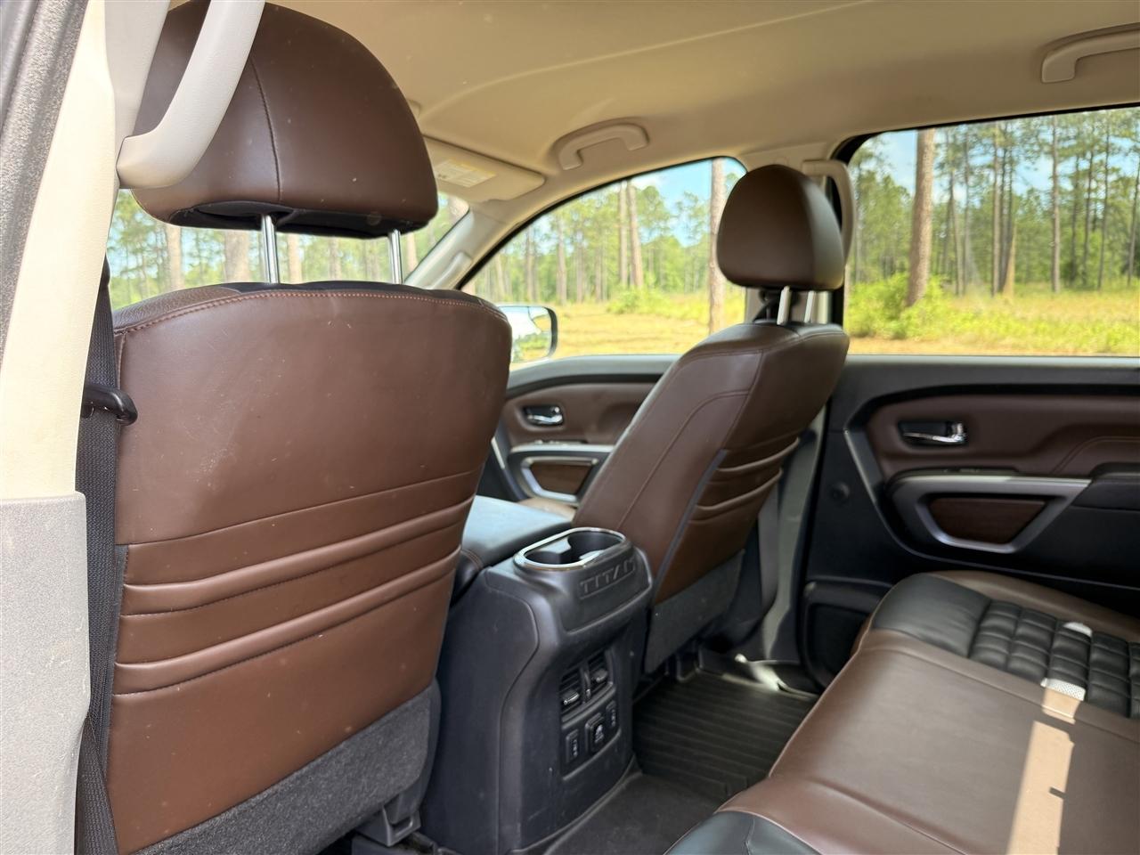 Nissan Titan 4x4 Crew Cab Platinum Reserve 2018