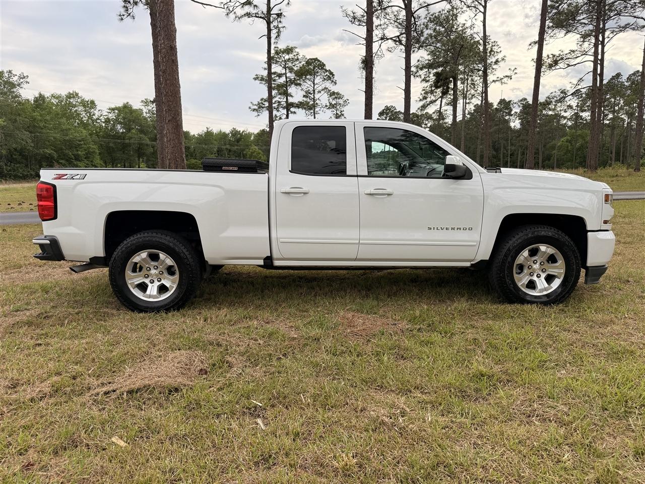 Chevrolet Silverado 1500 4WD Double Cab 143.5" LT w/2LT 2018