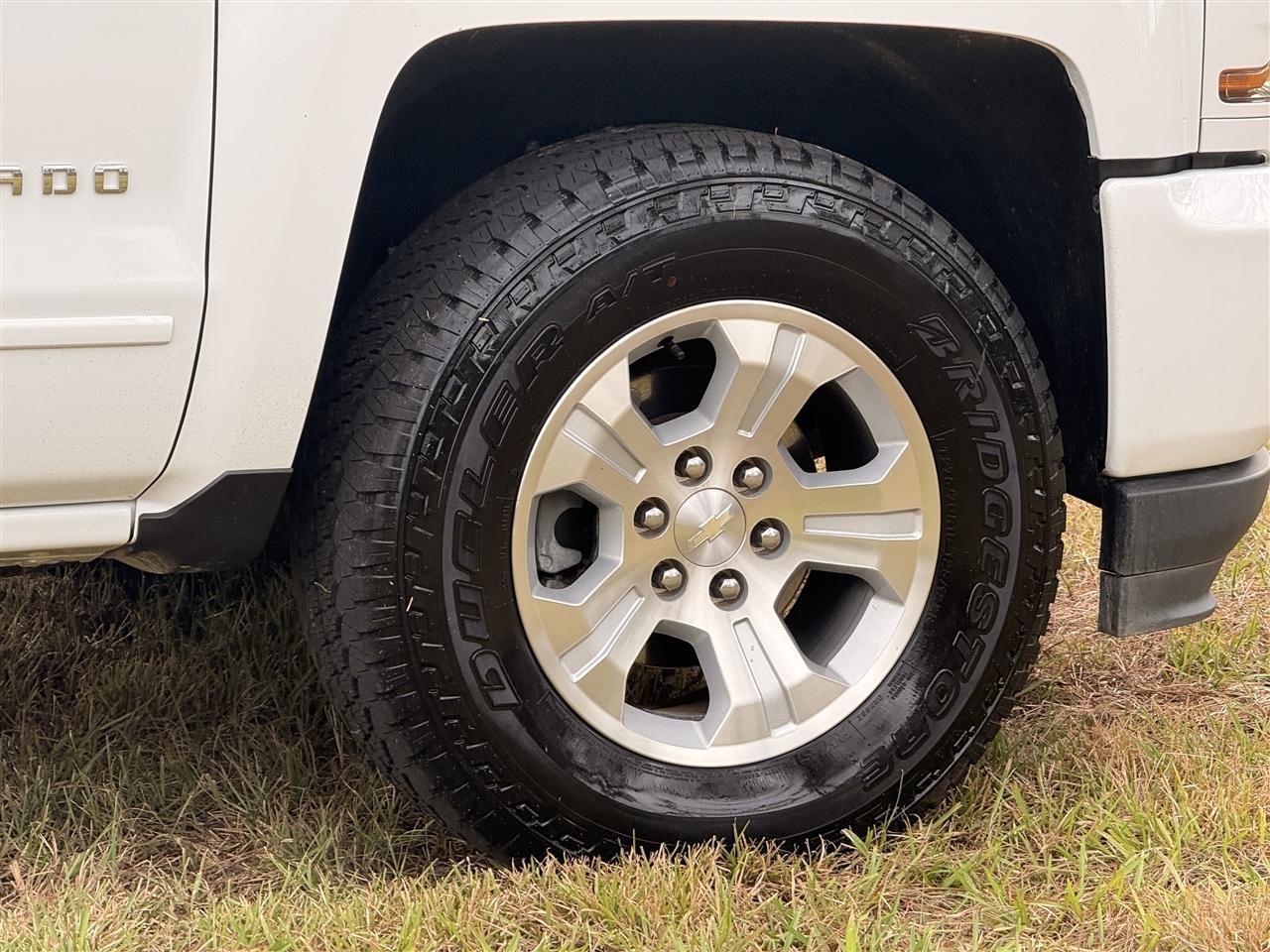 Chevrolet Silverado 1500 4WD Double Cab 143.5" LT w/2LT 2018