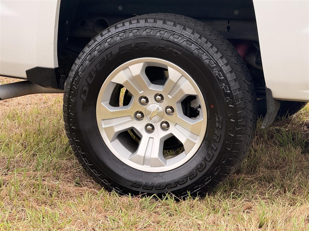 Chevrolet Silverado 1500 4WD Double Cab 143.5" LT w/2LT 2018