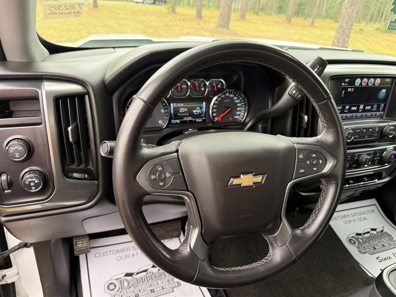 Chevrolet Silverado 1500 4WD Double Cab 143.5" LT w/2LT 2018