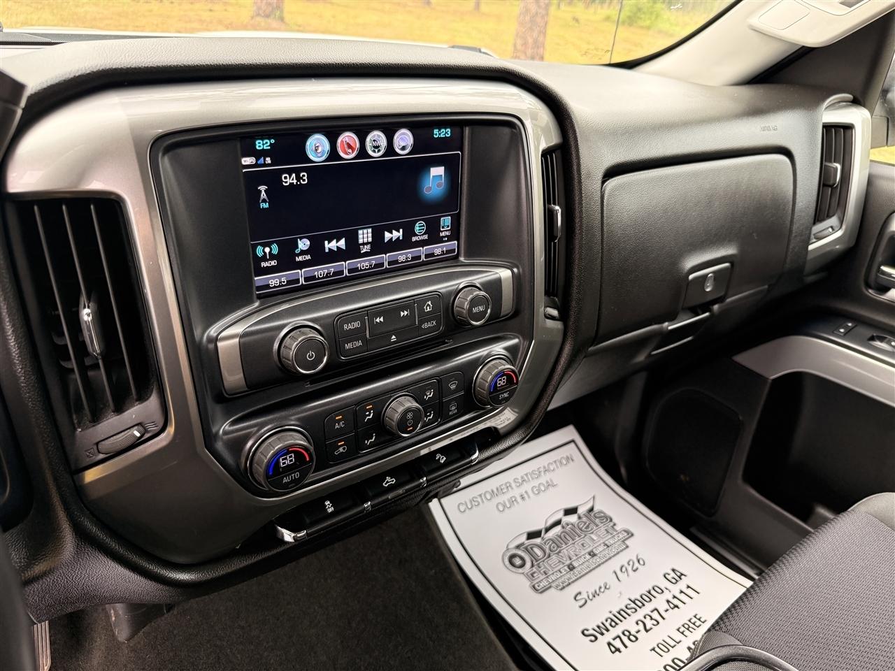 Chevrolet Silverado 1500 4WD Double Cab 143.5" LT w/2LT 2018