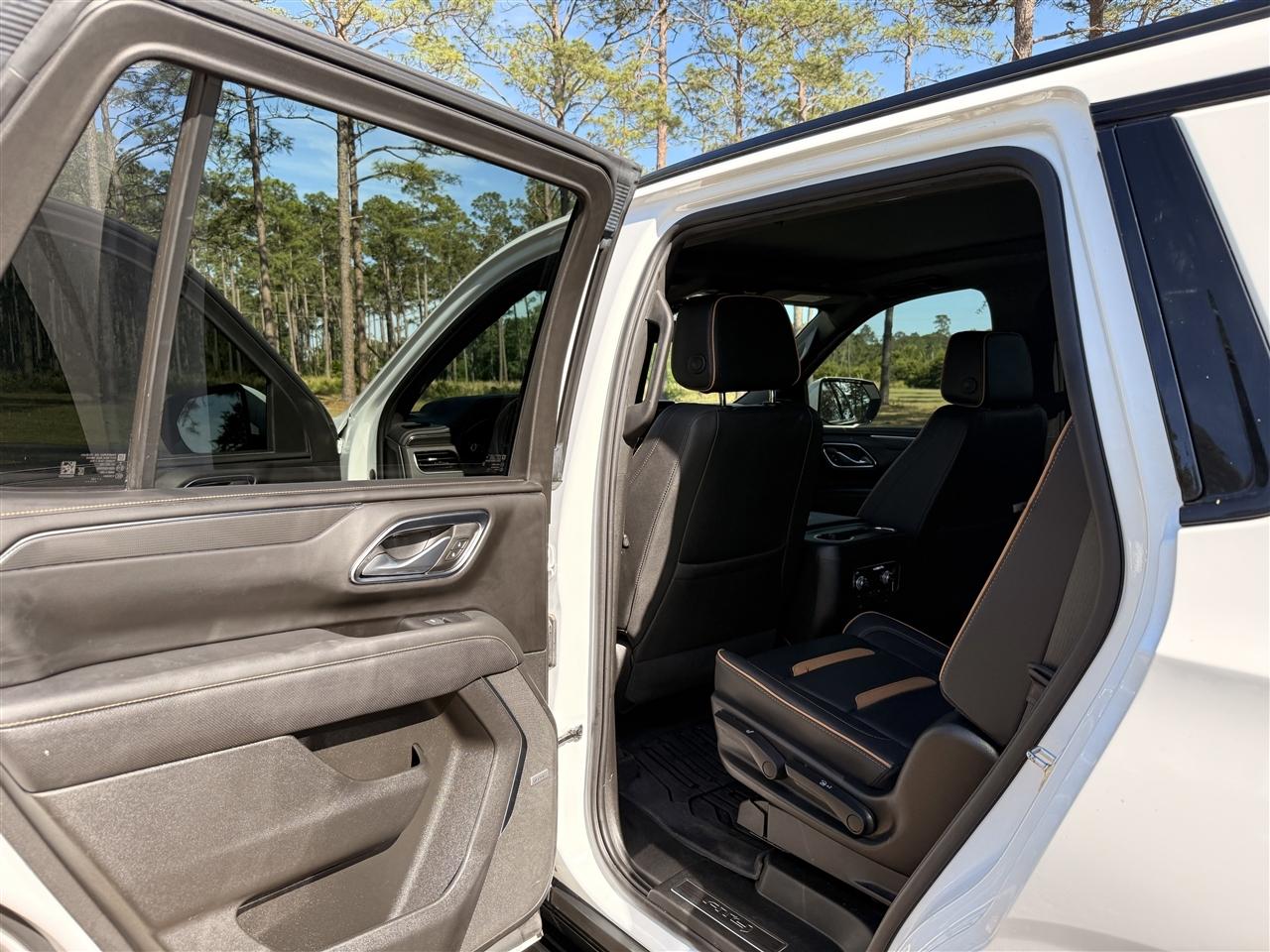 GMC Yukon 4WD 4dr AT4 2023