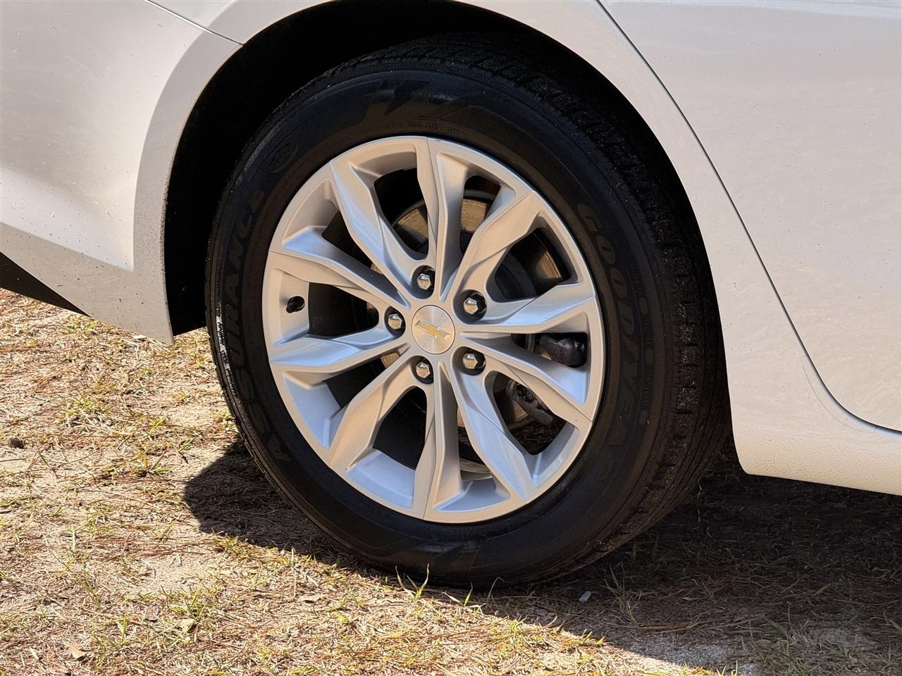 Chevrolet Malibu 4dr Sdn LT 2022