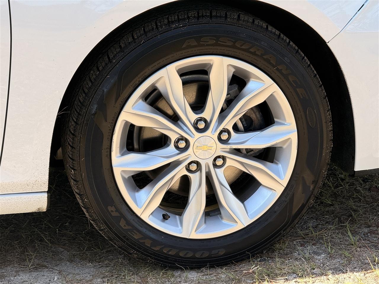 Chevrolet Malibu 4dr Sdn LT 2022
