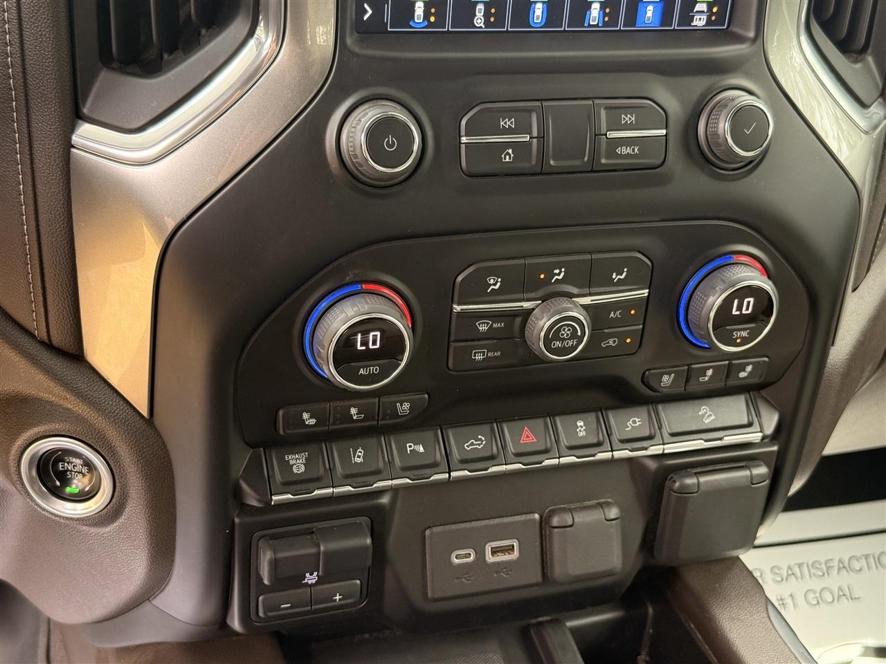 Chevrolet Silverado 2500HD 4WD Crew Cab 159" LTZ 2022