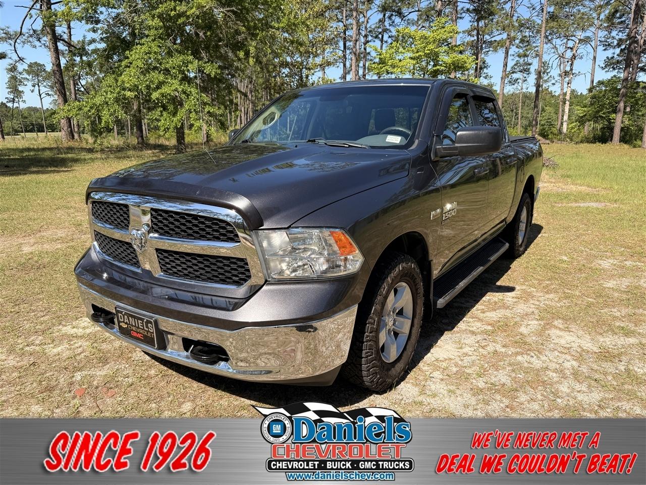 2019 RAM 1500 Classic SLT 4x4 Crew Cab 5'7" Box