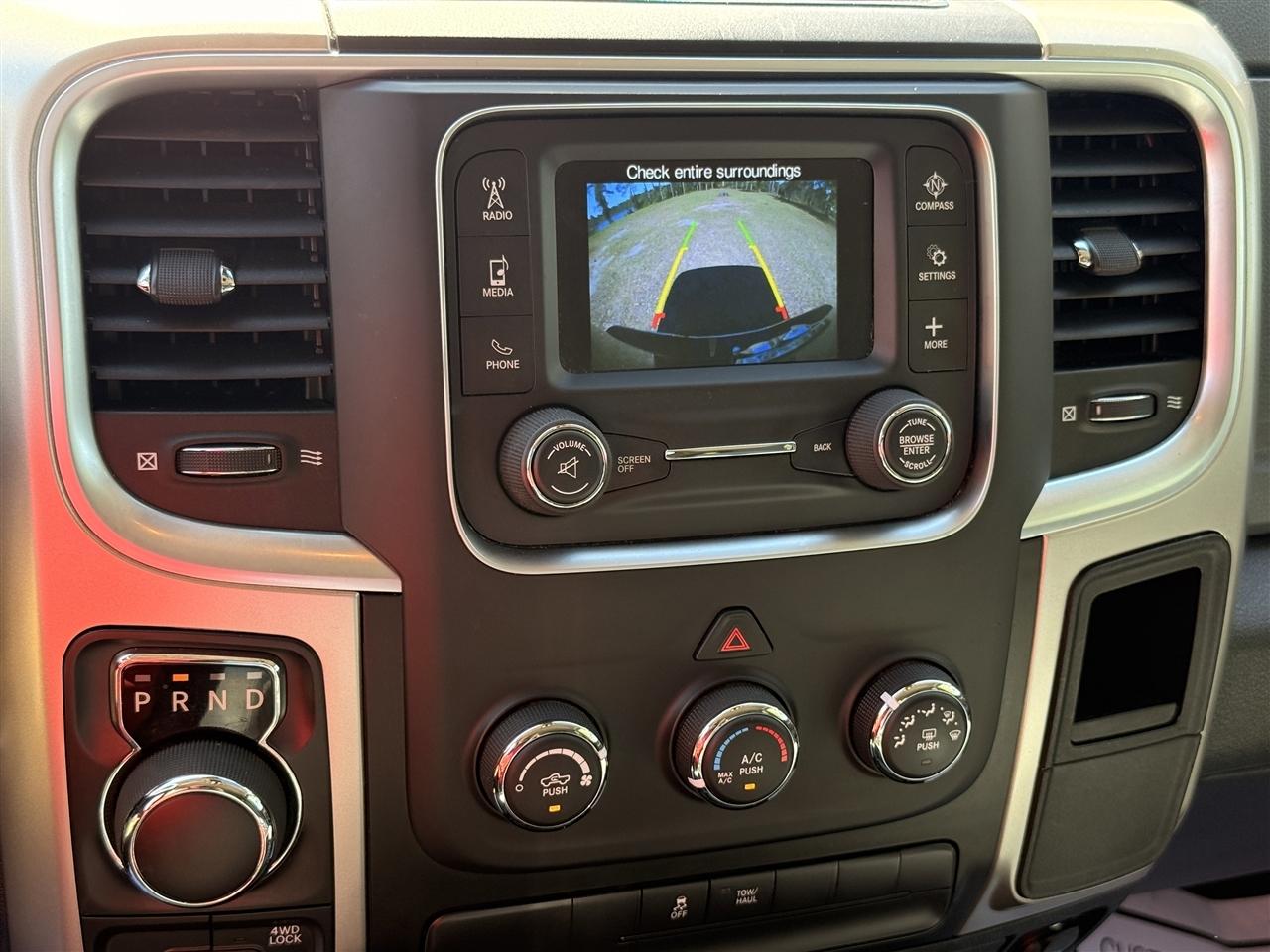 RAM 1500 Classic SLT 4x4 Crew Cab 5'7" Box 2019