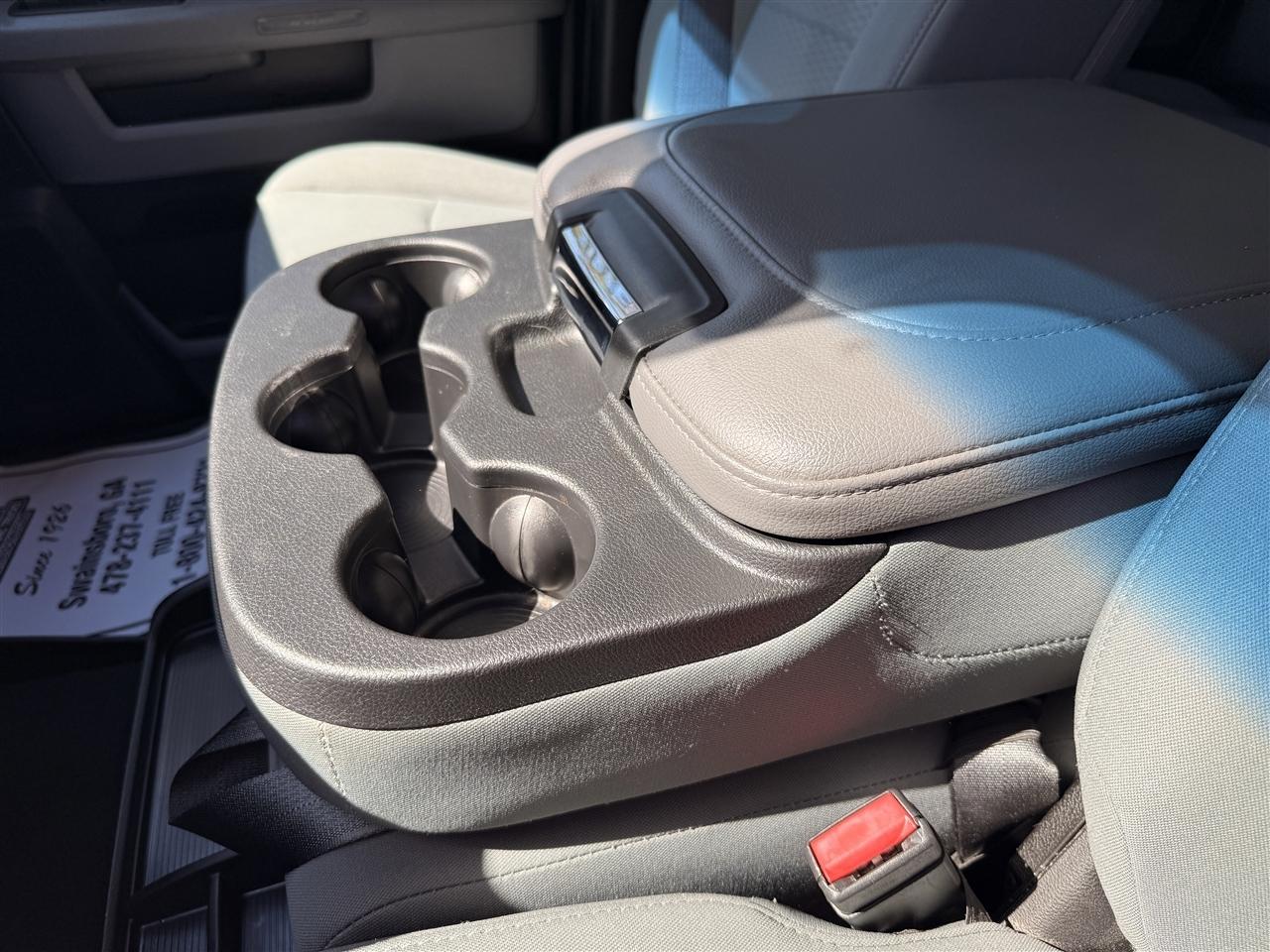 RAM 1500 Classic SLT 4x4 Crew Cab 5'7" Box 2019