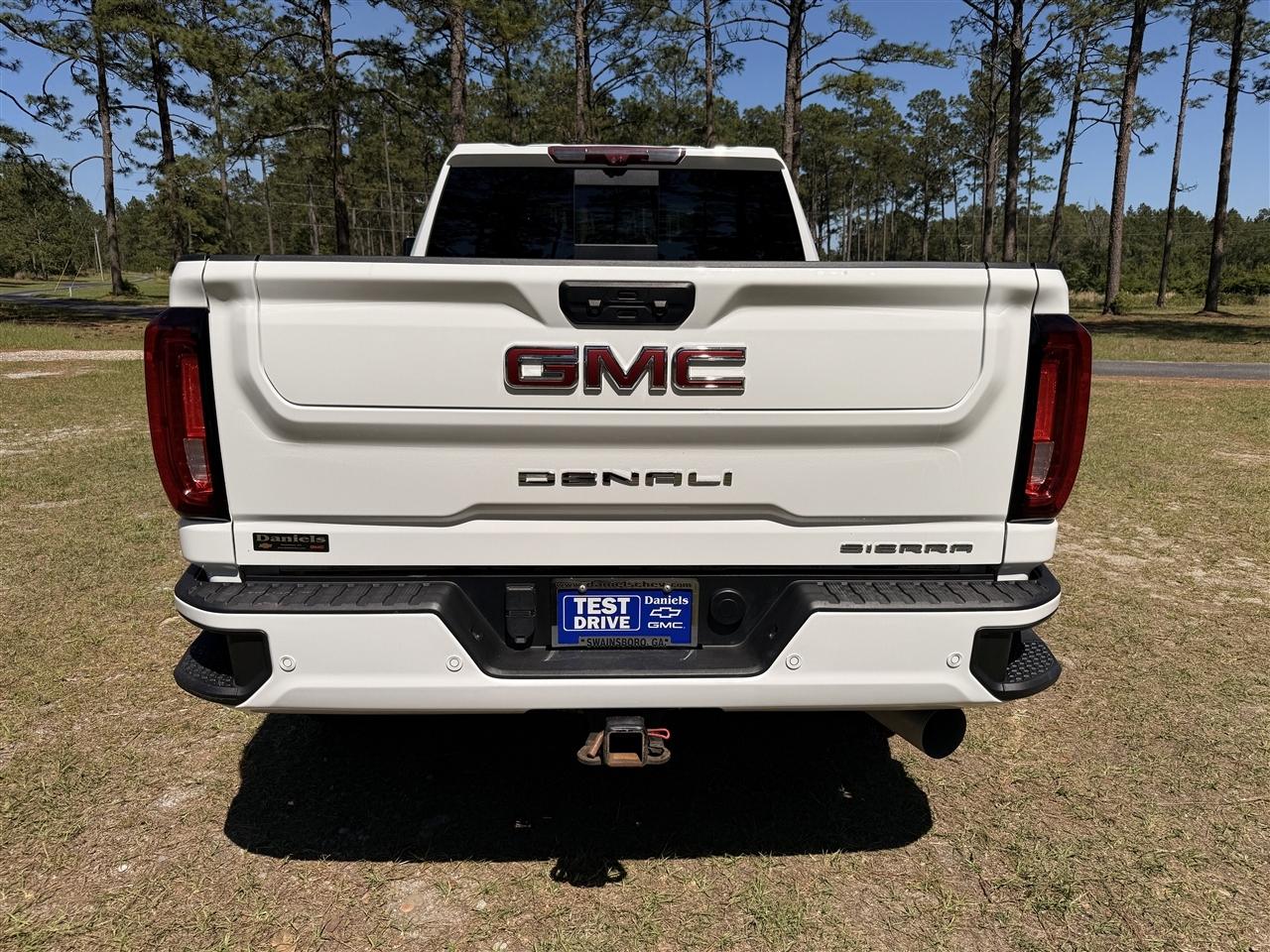 GMC Sierra 2500HD 4WD Crew Cab 159" Denali 2023