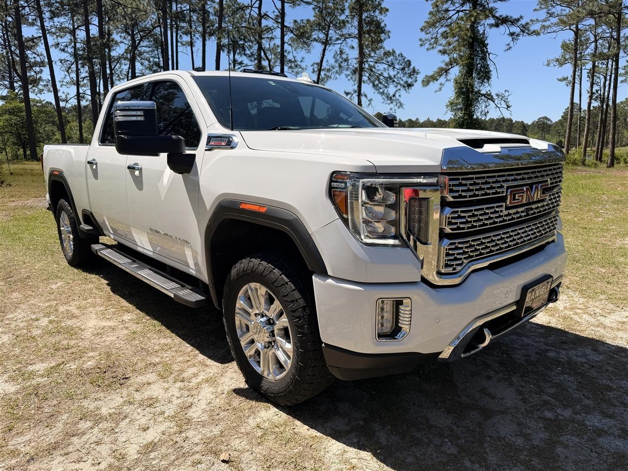 GMC Sierra 2500HD 4WD Crew Cab 159" Denali 2023