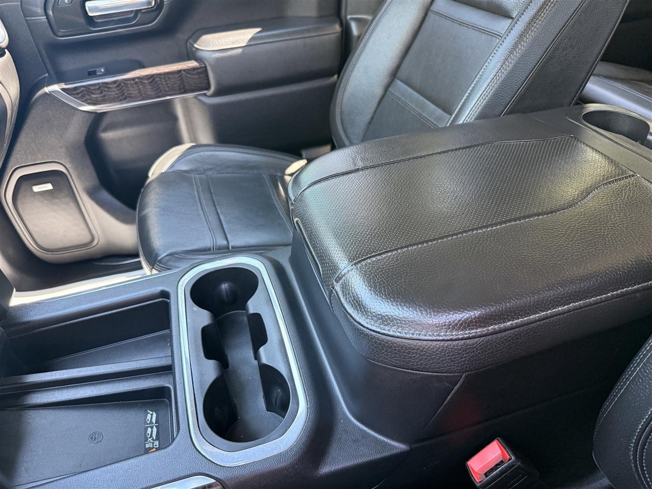 GMC Sierra 2500HD 4WD Crew Cab 159" Denali 2023